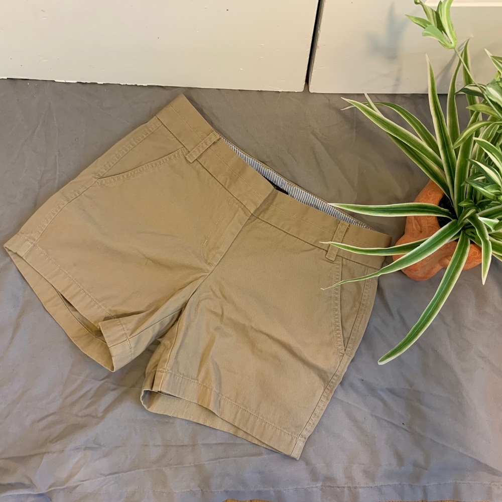 J. Crew Chino shorts khaki size 2 NWOT